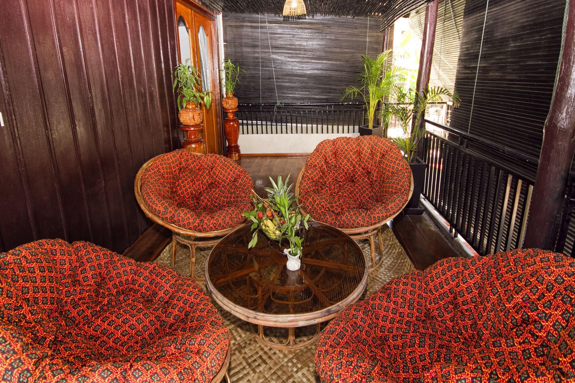 The Unique Angkor Villa Сиемрип Экстерьер фото