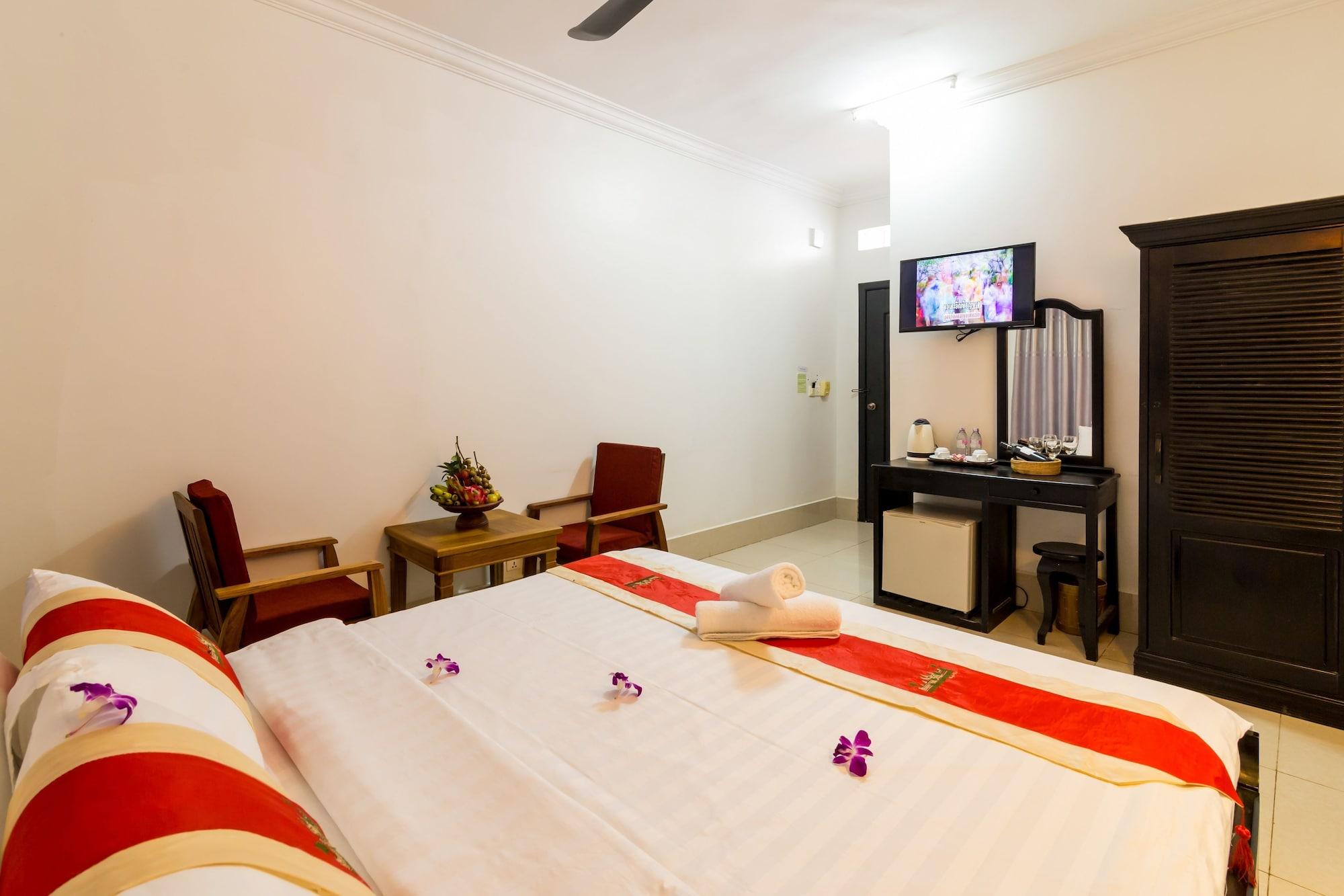 The Unique Angkor Villa Сиемрип Экстерьер фото