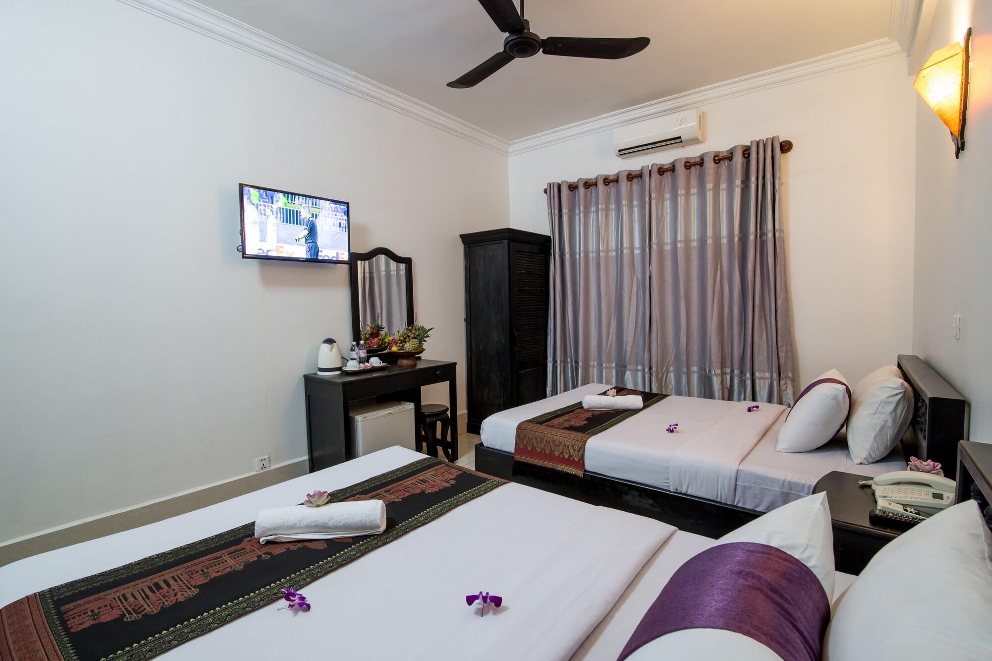 The Unique Angkor Villa Сиемрип Экстерьер фото