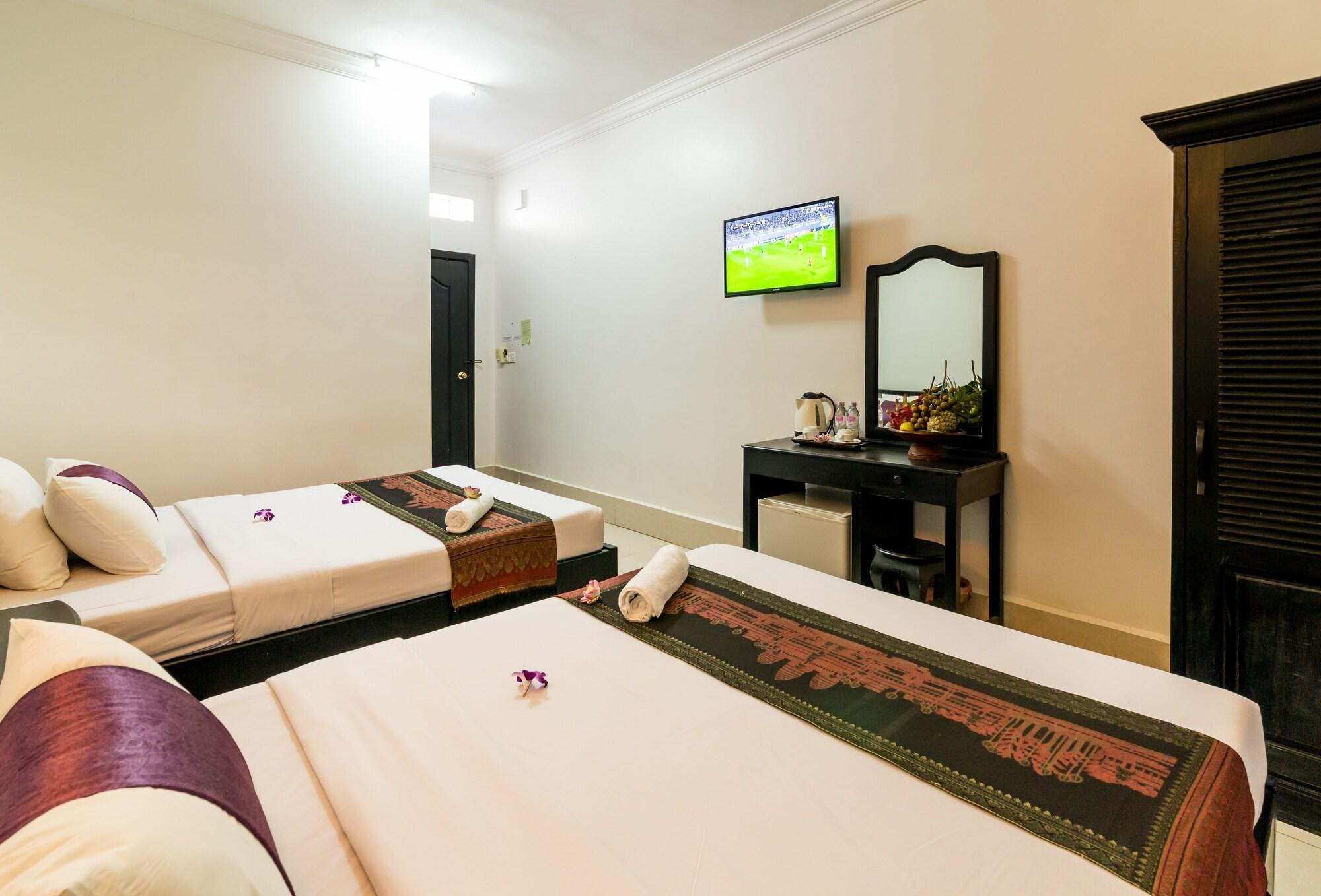 The Unique Angkor Villa Сиемрип Экстерьер фото