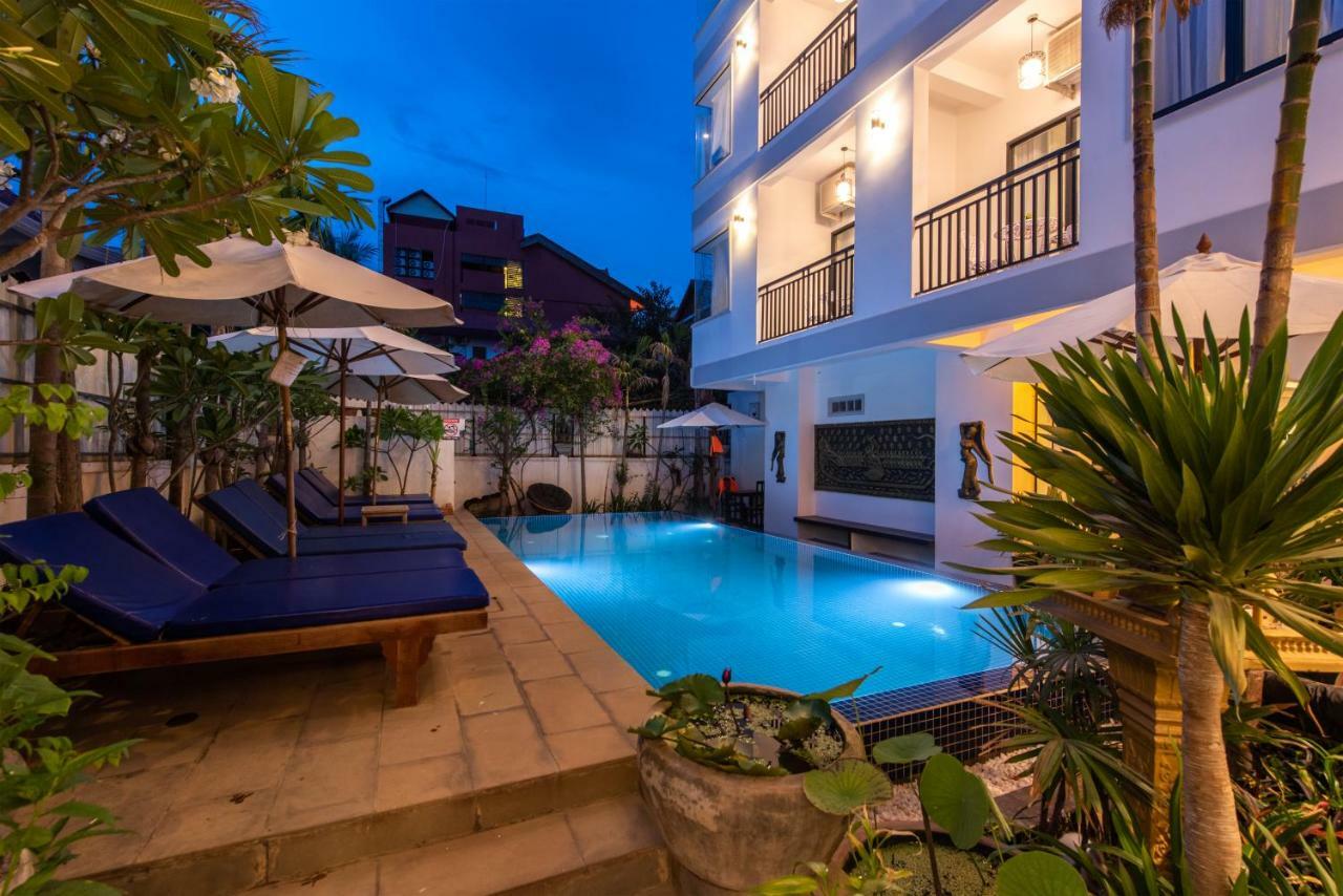 The Unique Angkor Villa Сиемрип Экстерьер фото