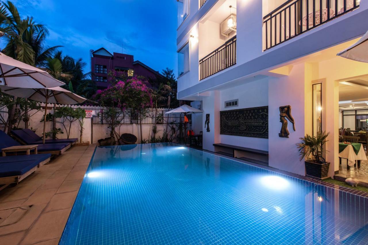 The Unique Angkor Villa Сиемрип Экстерьер фото