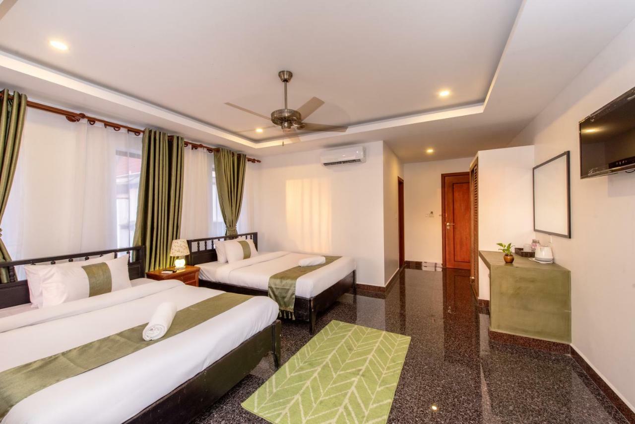 The Unique Angkor Villa Сиемрип Экстерьер фото